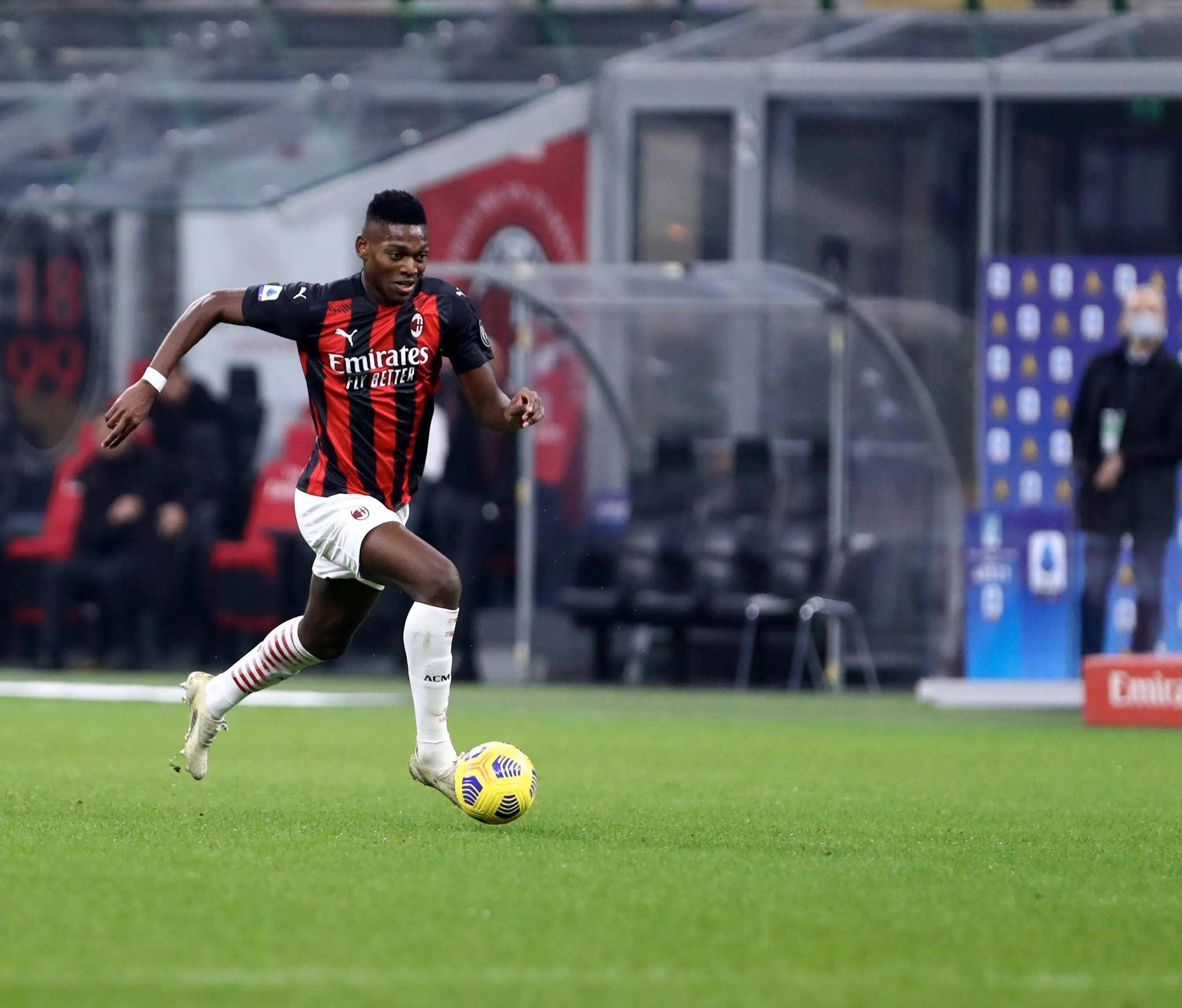 重磅！赛后里尔备战欧冠尼斯今晚止住颓势，圣安东尼奥马刺围绕NBA季后赛复出首秀的简单介绍