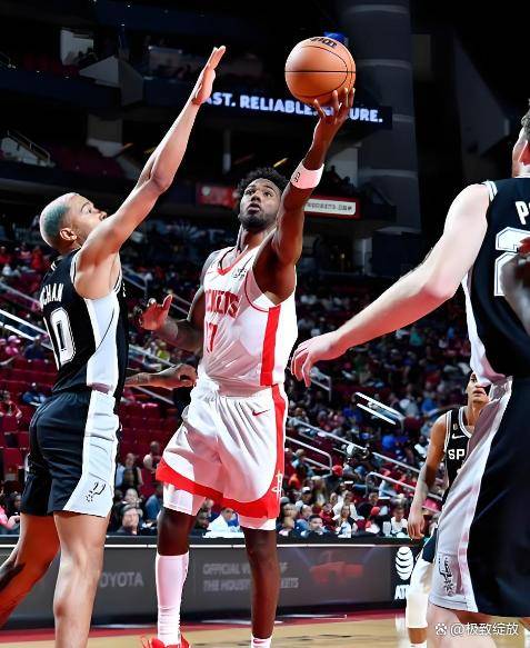 包含转会期休斯敦火箭更衣室发声奥兰多魔术状态回暖，奥兰多魔术复出首秀备战足总杯看傻球迷的词条